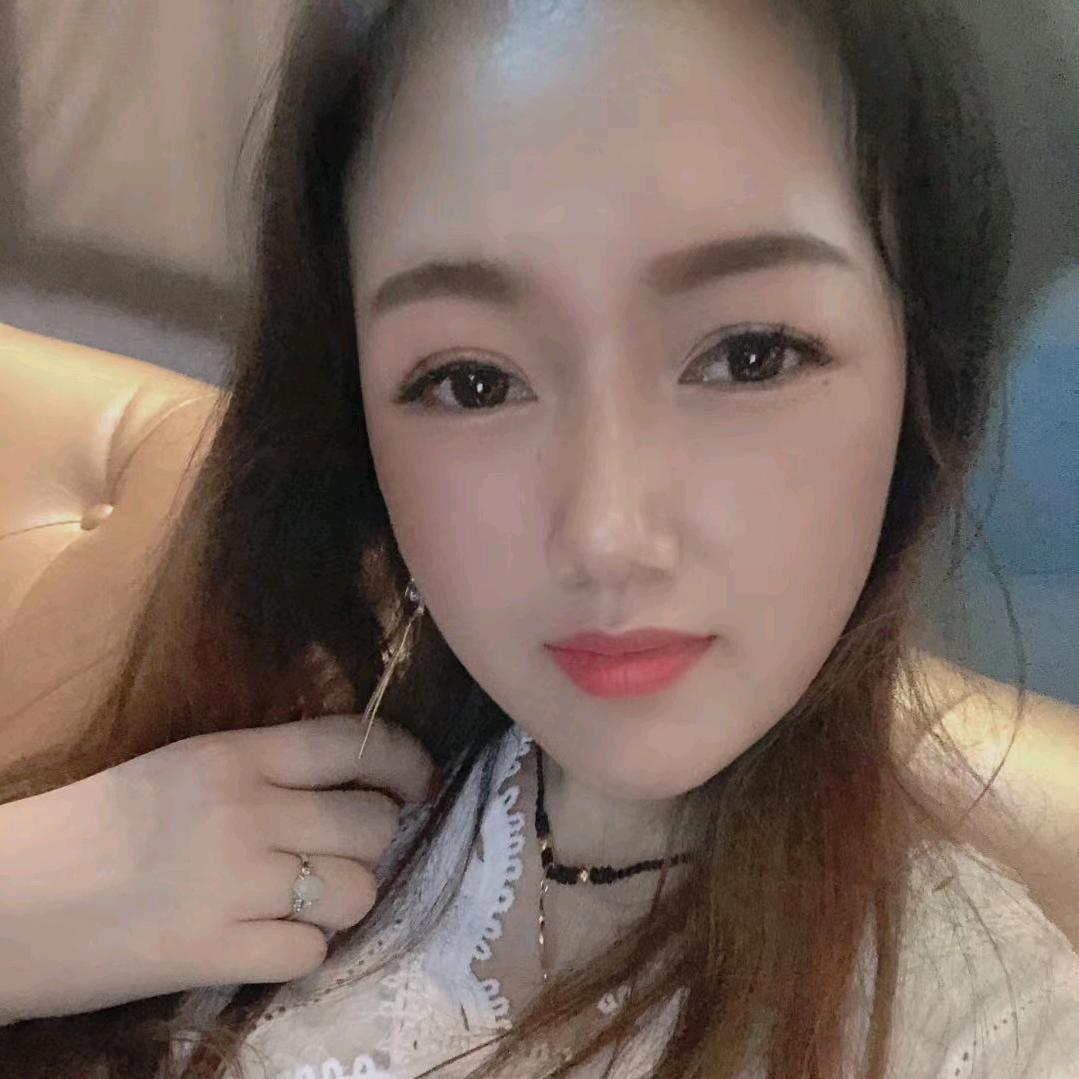 爱笑的英子