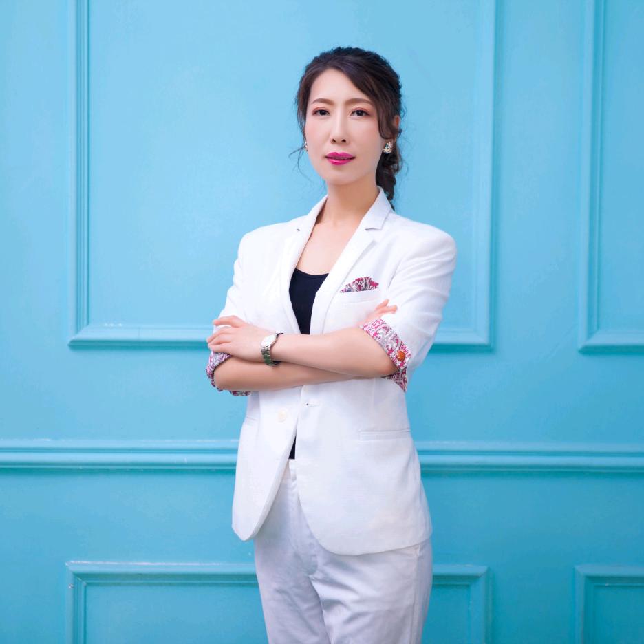 凡丽 大女主