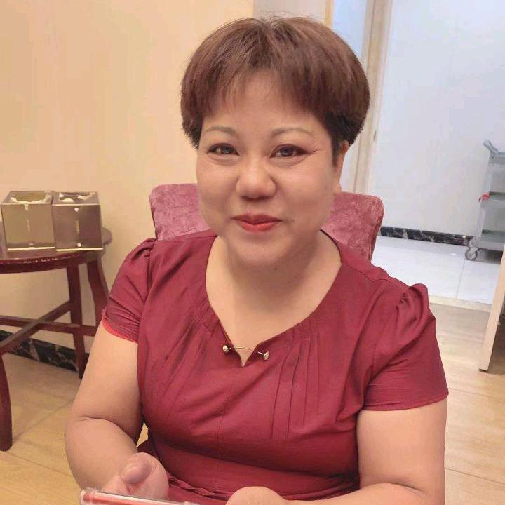 三三妈早上5点30开播