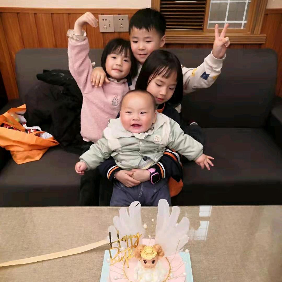 谭秀林（禁连赞）