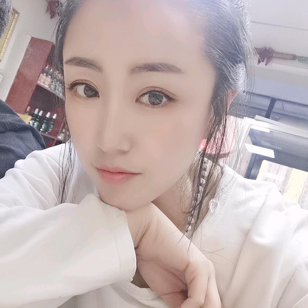 松原优悦美甲美睫店的大月月！