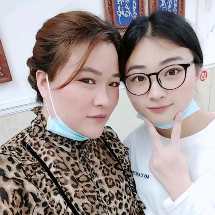 李家，三姐！