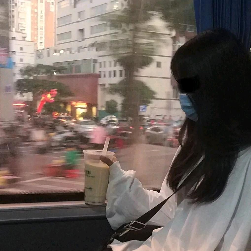 矿泉水/