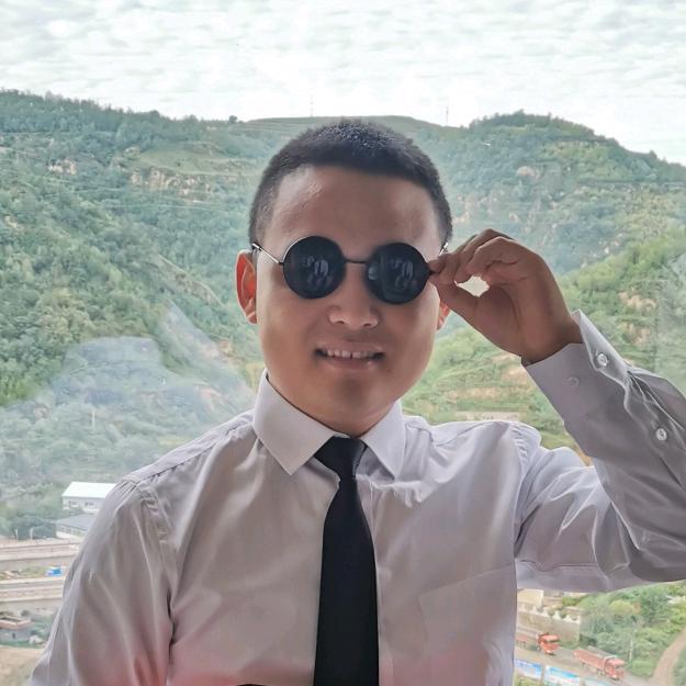 白酒小苗