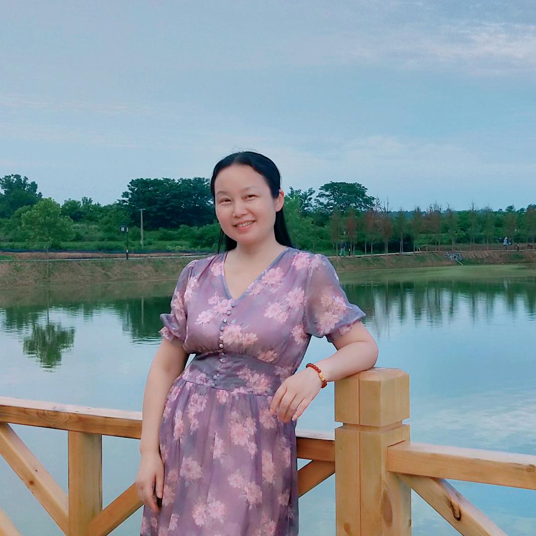 莞尔一笑