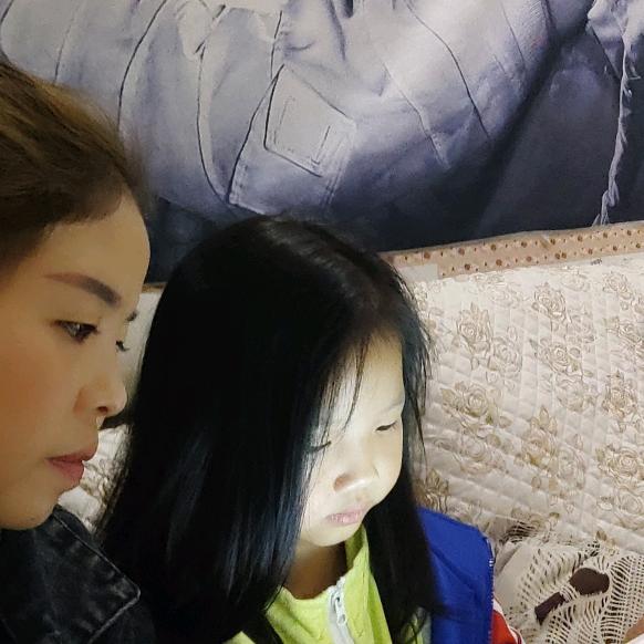 晓玲（彬彬同学)