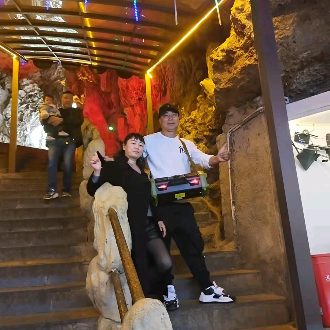 广场舞男神