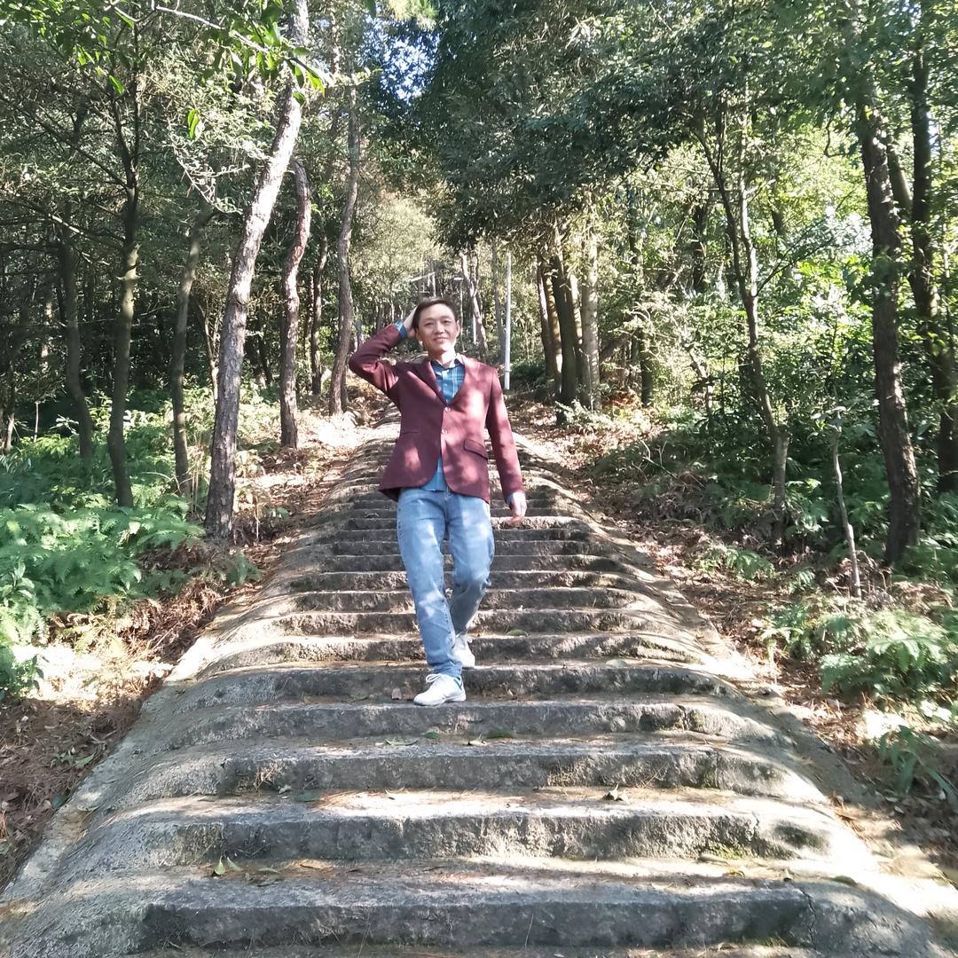念  倾  城