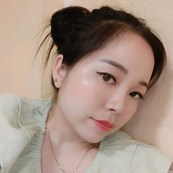 是秀秀吖