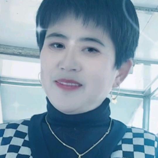 张姐（晚上八点半开播）