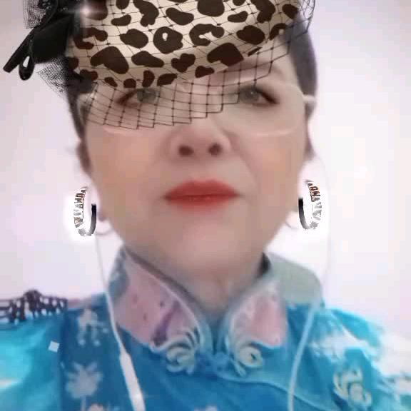 张女士