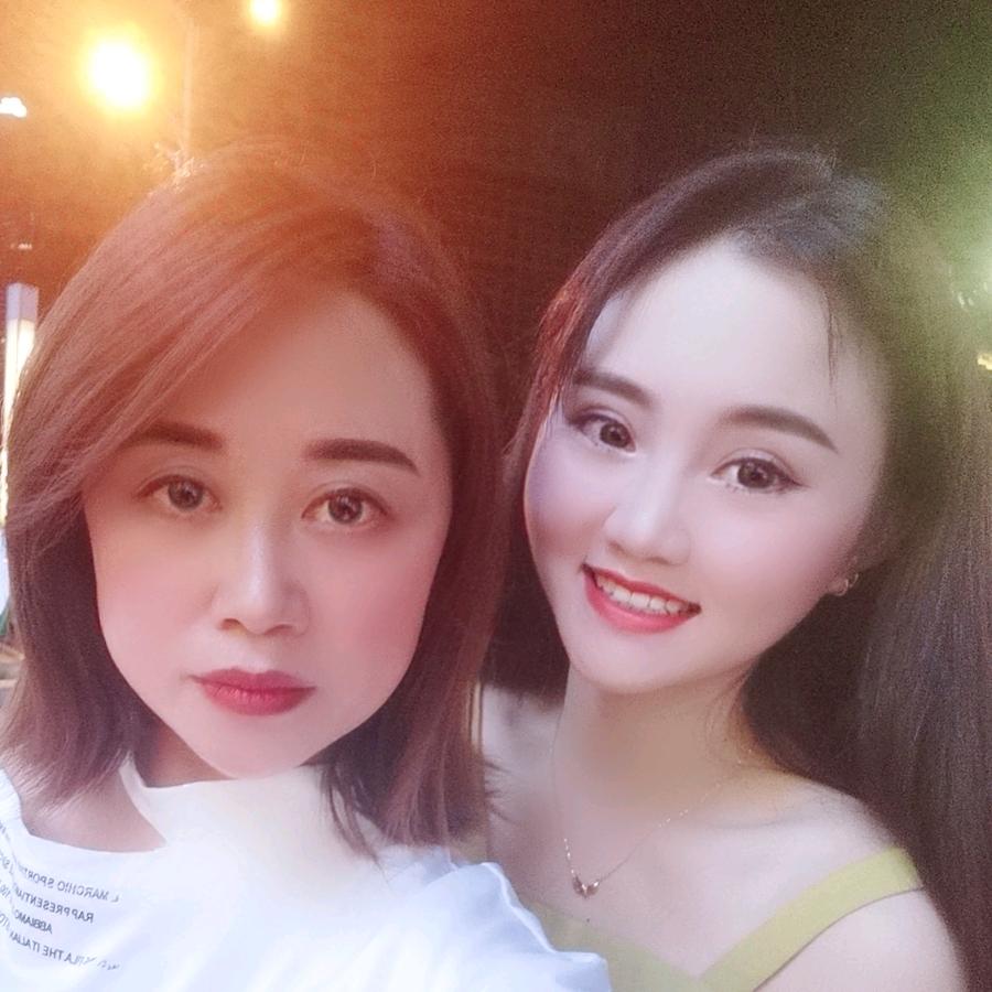贵阳二小姐,丽姐服装店