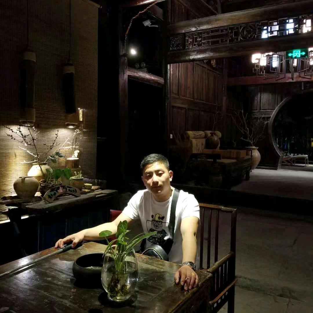 嗮得泥马黢黑
