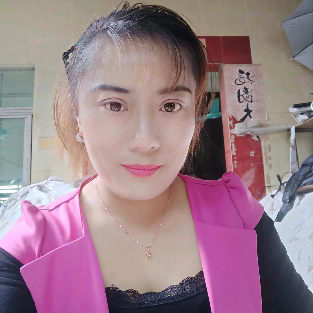 宝闽服饰毛衣工厂
