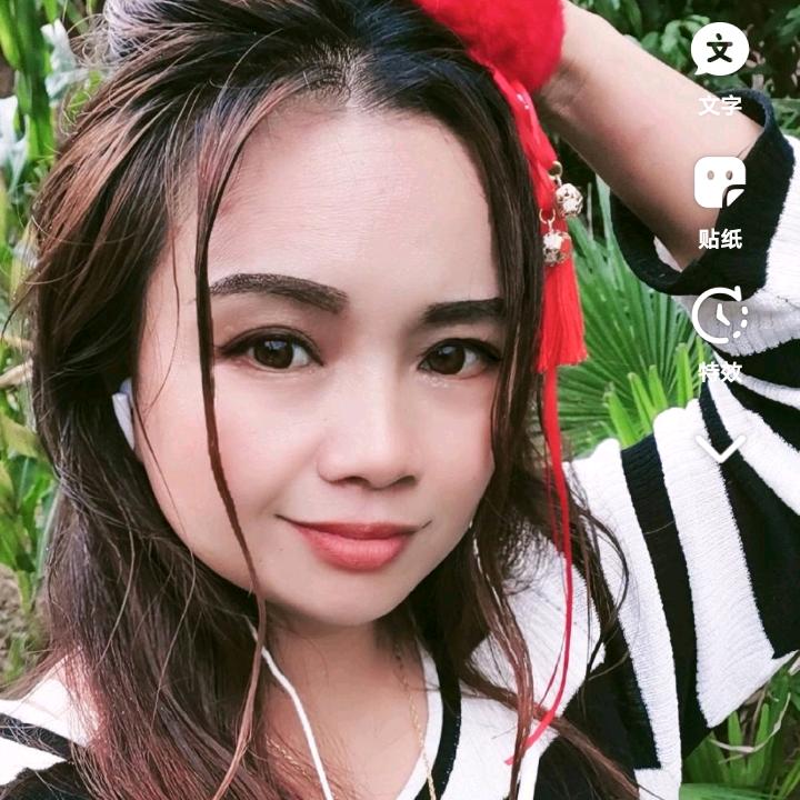 自信玲玲