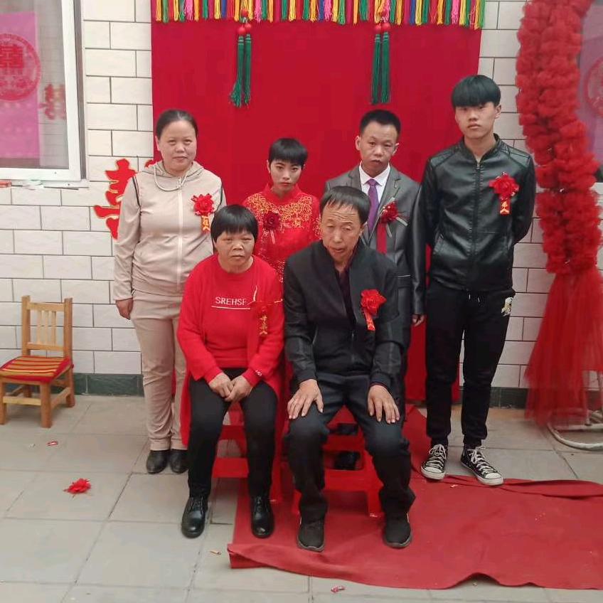 周梅正
