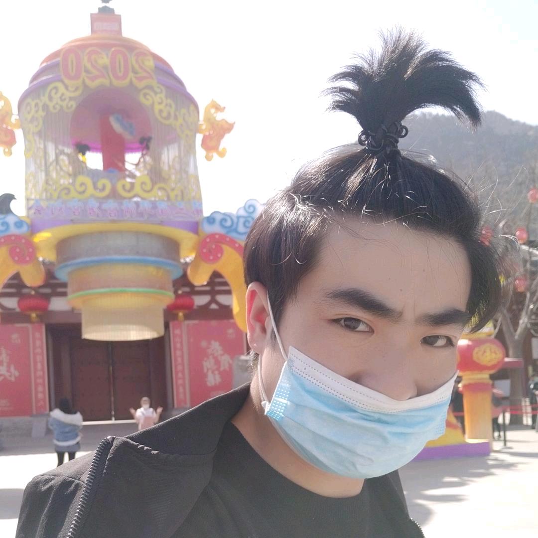 吃著鈥锅錩著歌