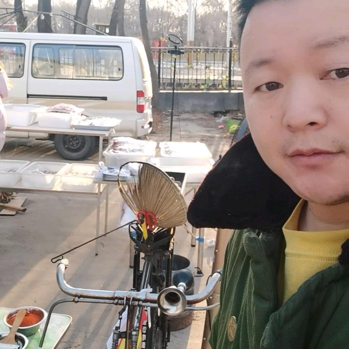 扎兰屯市旧味时光烧烤店