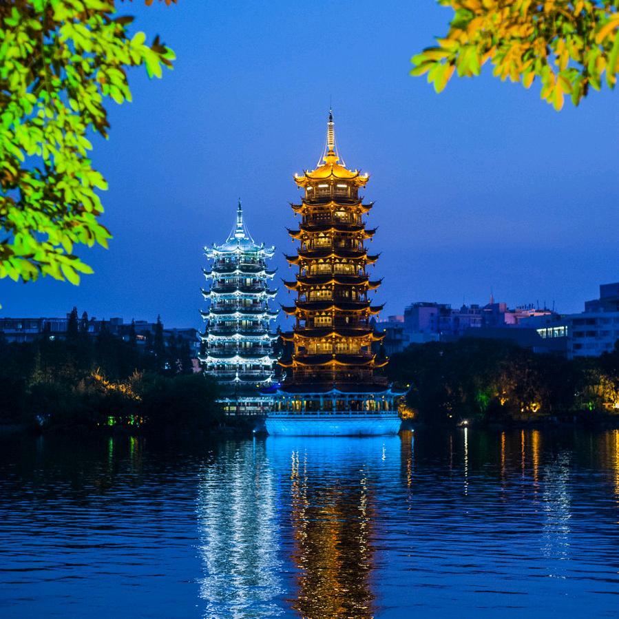 钓鱼小哥