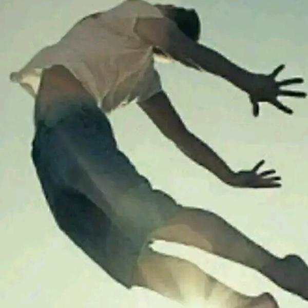 双手劈开生死路