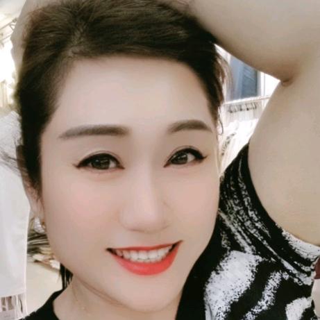 滑县焦虎乡七彩虹服饰店