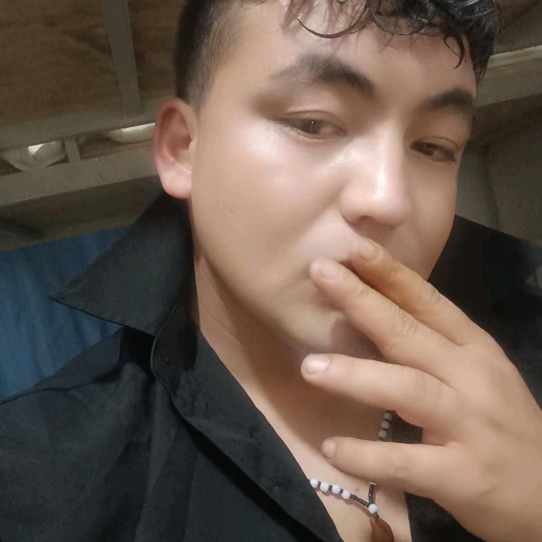 精神小伙520