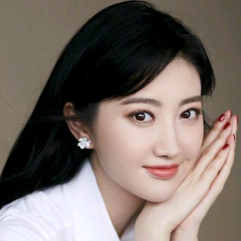 不原红尘错过你，今晚陪你醉一回。