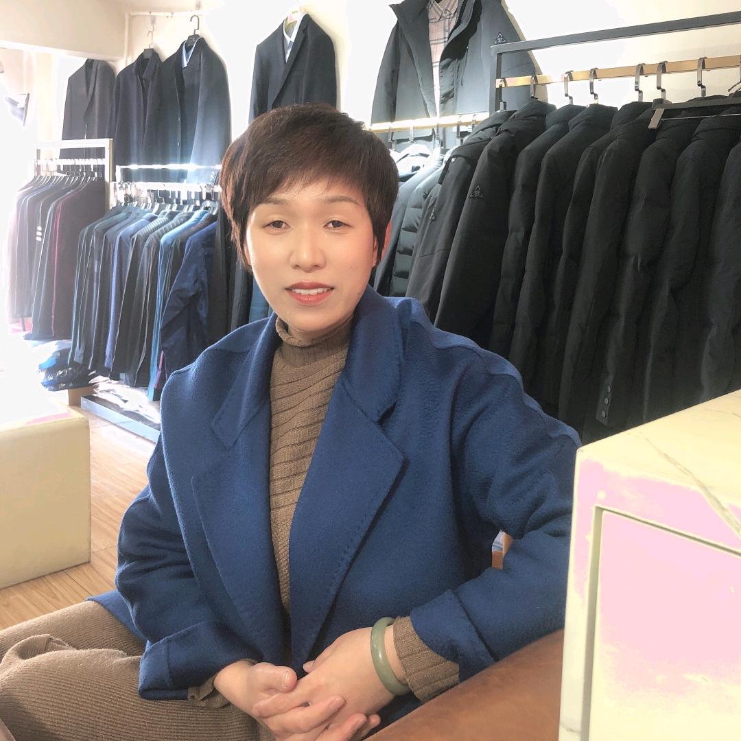 东营区 岳姐服装店