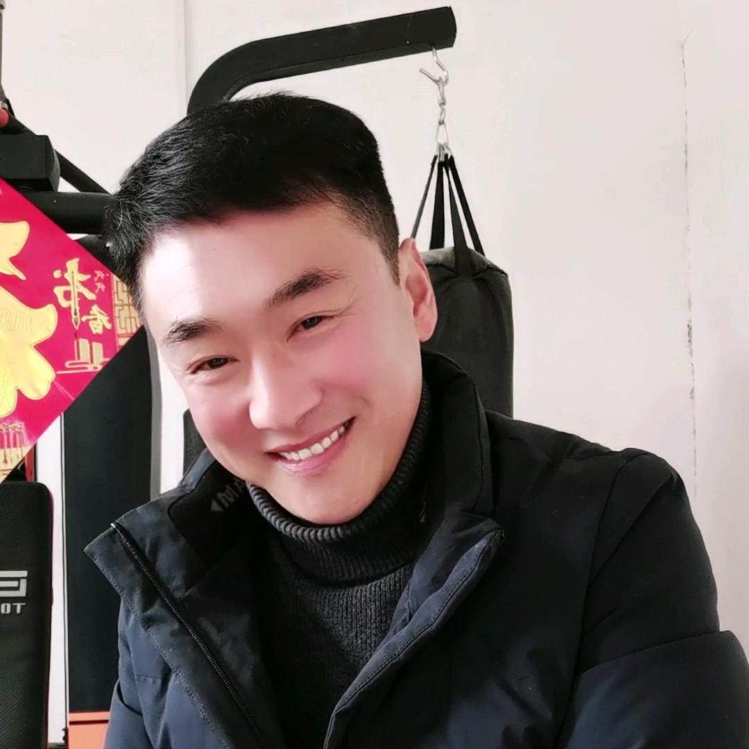 潇然