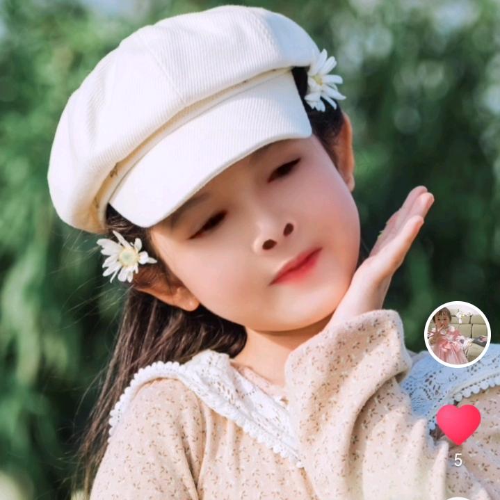 快乐的小妞妞