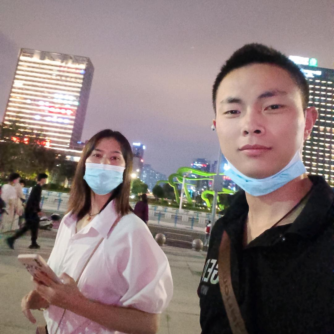 伟伟广告🇨🇳曾伟