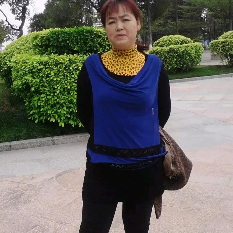 不为往事忧，只为余生笑