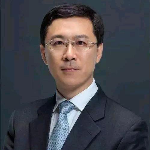 胃肠外科医生姚宏伟