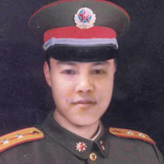 唐康佳