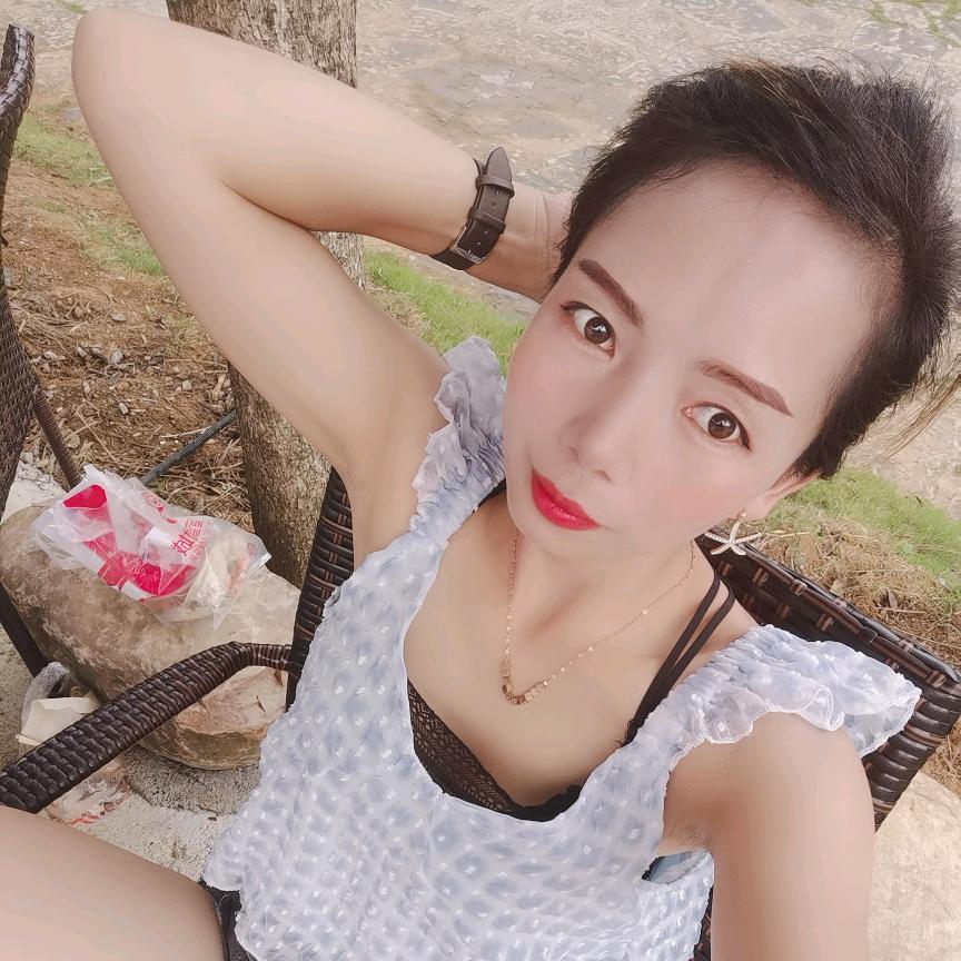 带刺的玫瑰