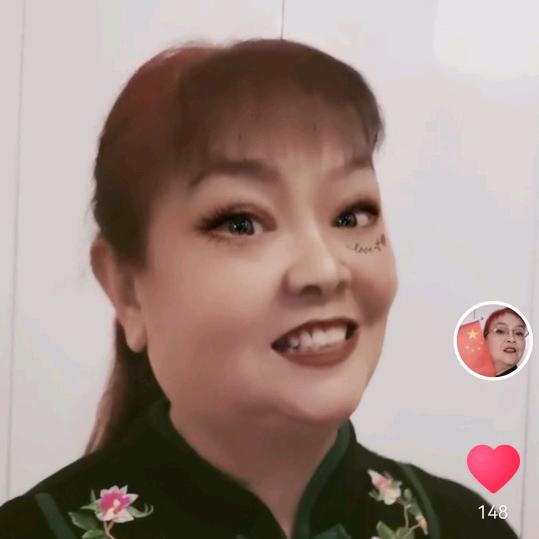 白云巜拒绝私聊》