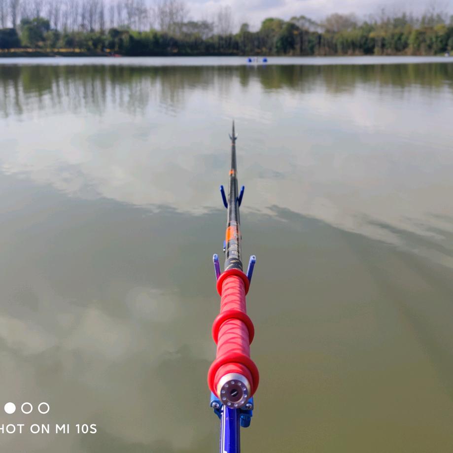 钓鱼~王哥