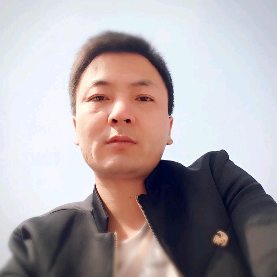 小郝在打工