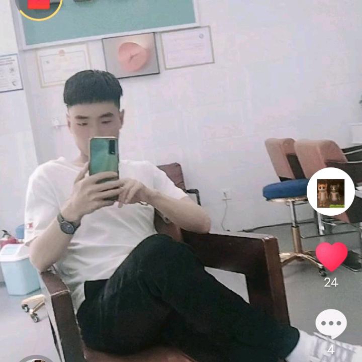 ╭ァ蕞后菂距漓ヤ