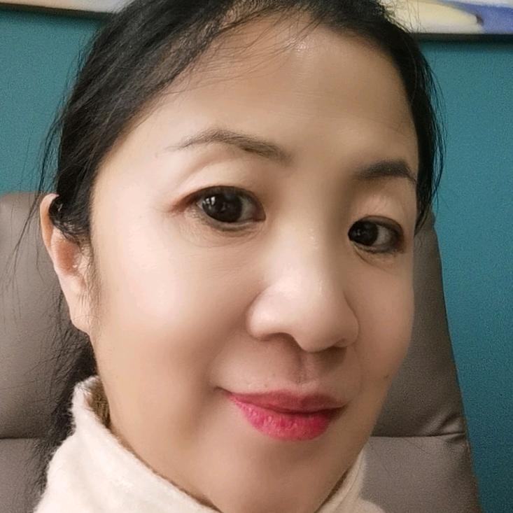 心理咨询师兰欣