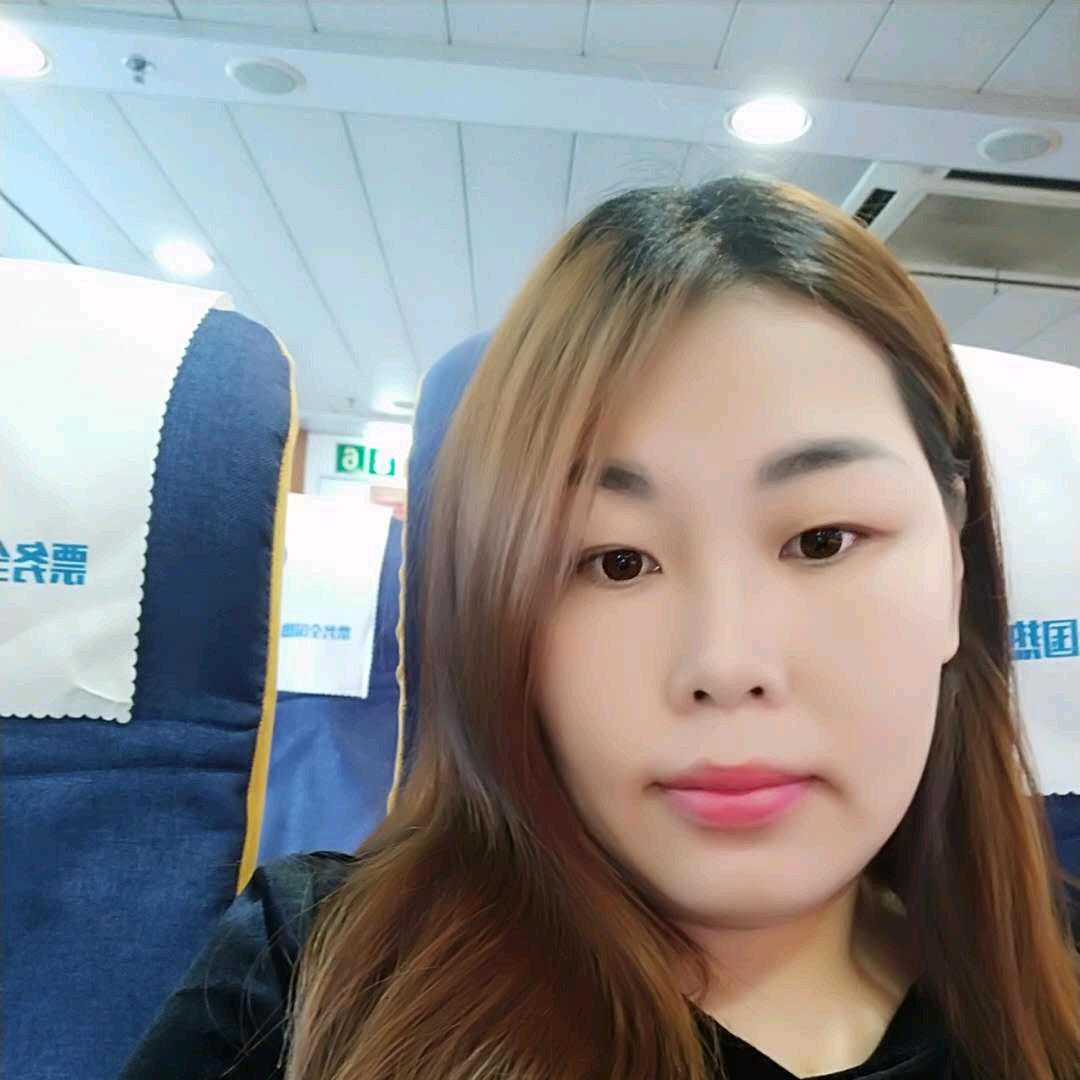 单只蝴蝶