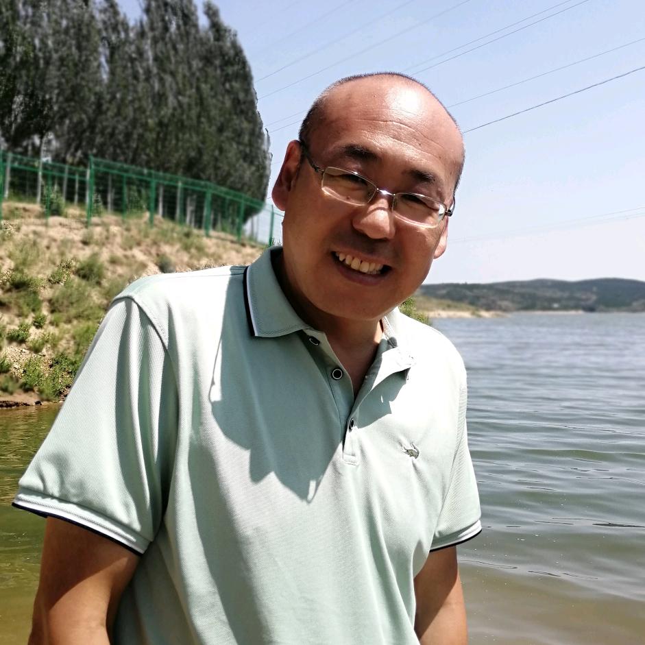 博哥（涨粉中…有关必回）