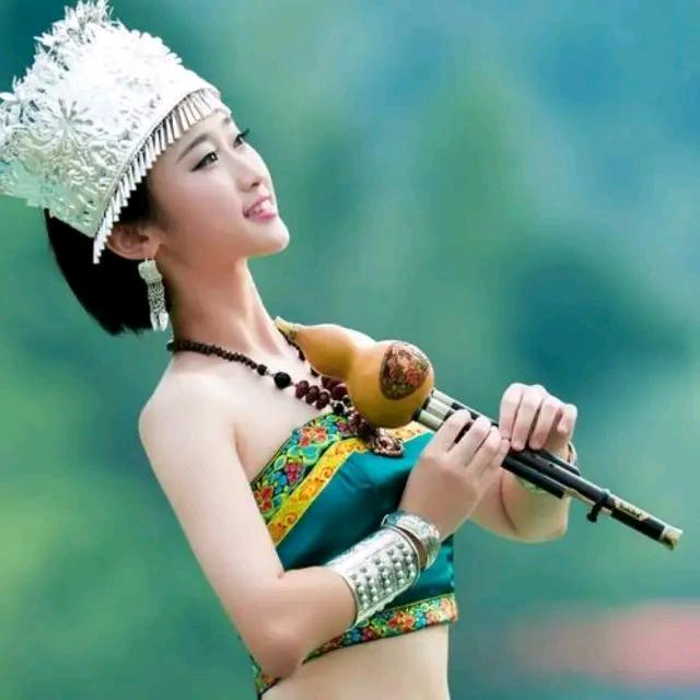 人生何处不相逢