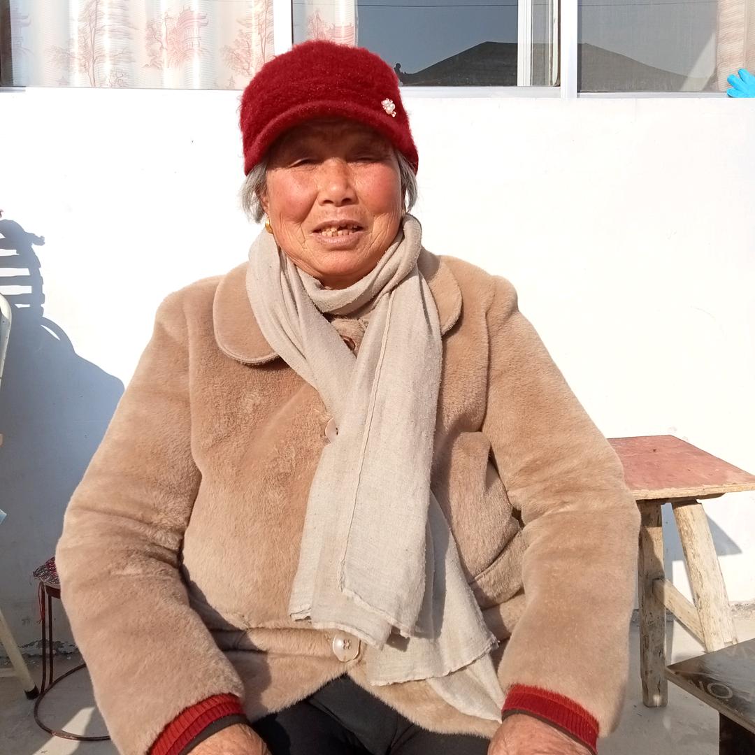 民间小调张芳的老妈