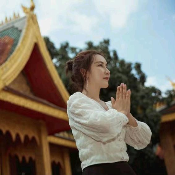 萍萍，