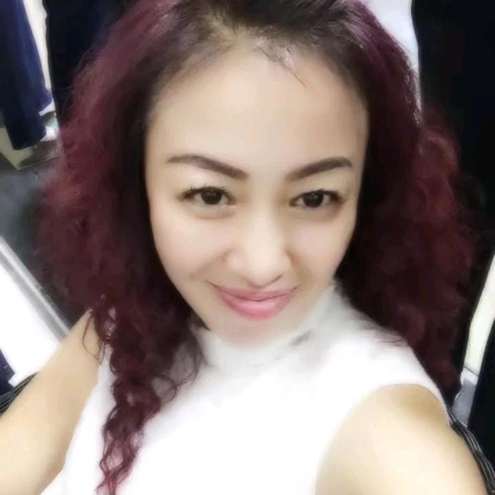 温馨好物（商品在廚窗））