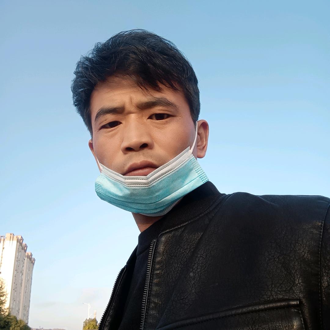 毕节柏杨林阳光社区步行街单身华哥