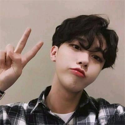 阿巴阿巴(*๓´╰╯`๓)♡