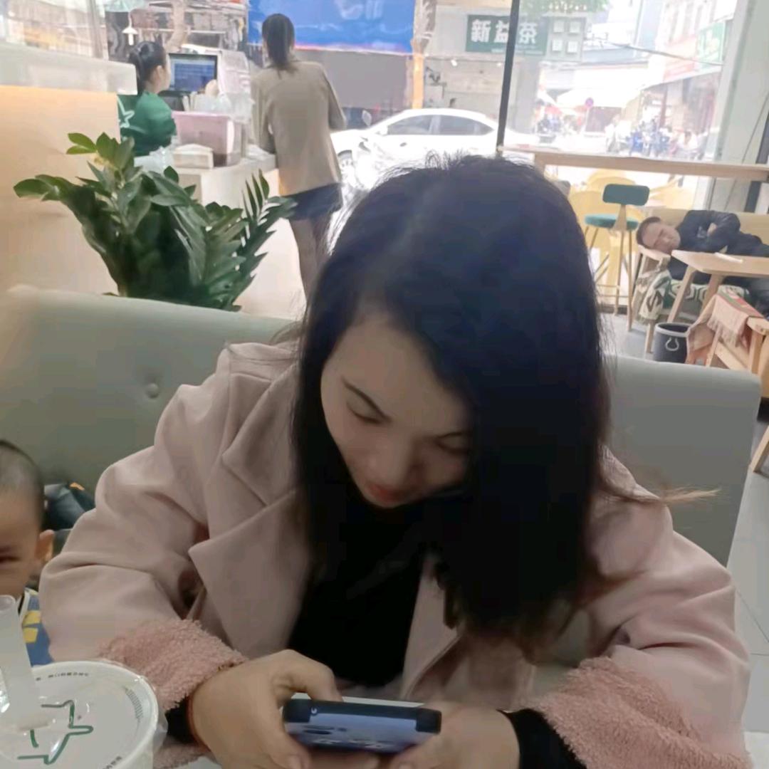 蒋二小姐🥰阿伶
