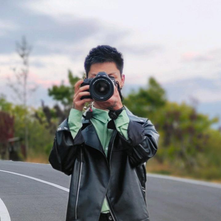 威宁牧馬人男士理发馆  马泽